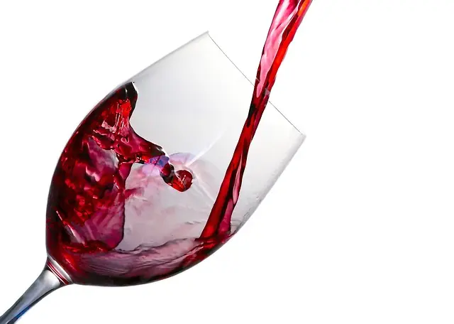 Bulk Wine. A Spanish tradition that shines again